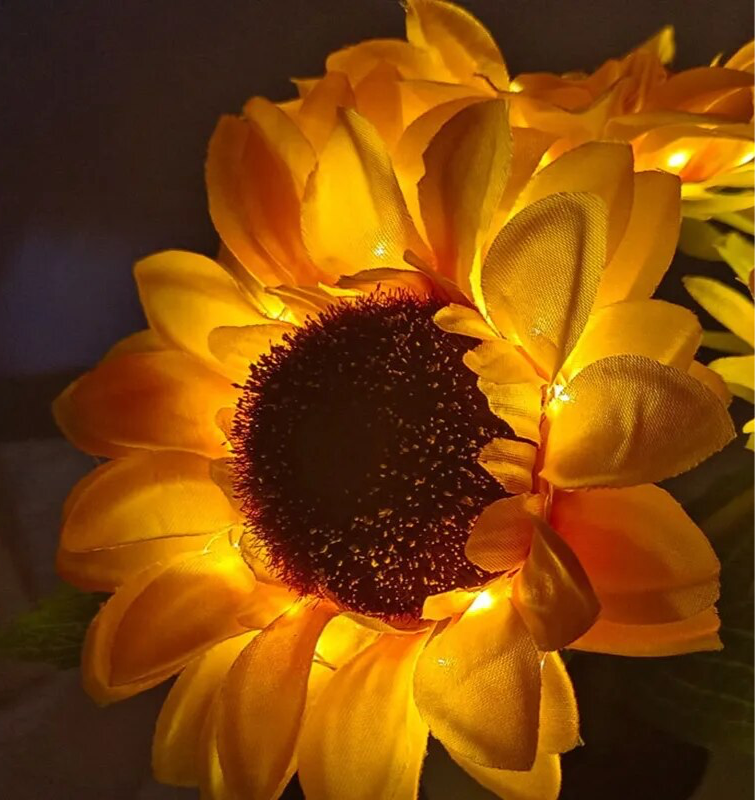 Sunflower Lamp