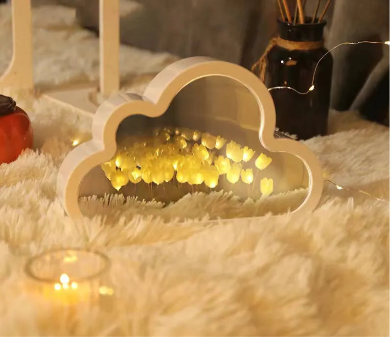 Cloud Tulip garden lamp