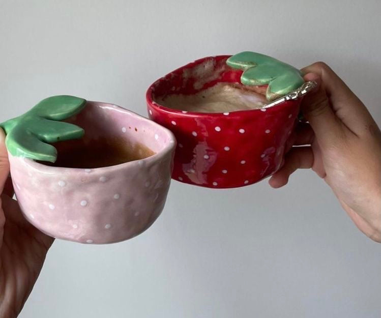 Strawberry and leaf Mug