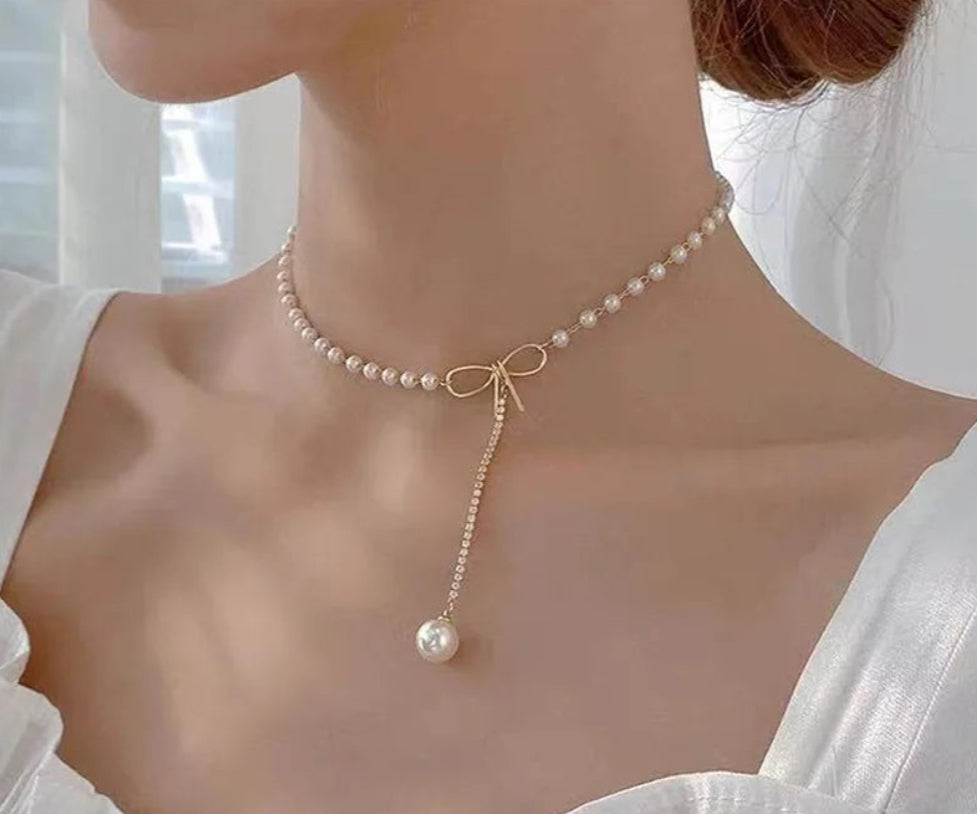 Pearl Bow Tie Necklace