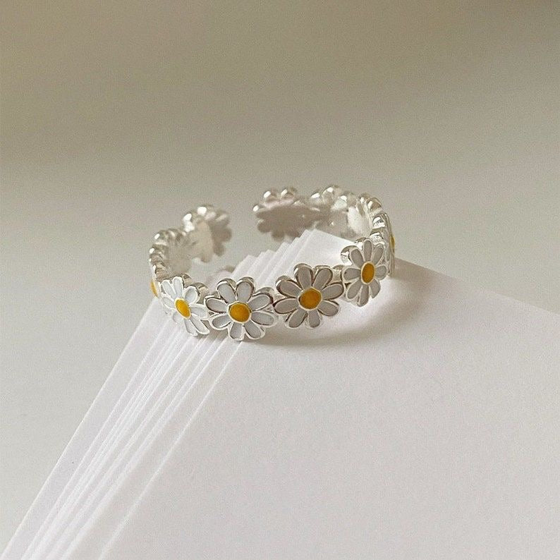 Daisy Flower Rings