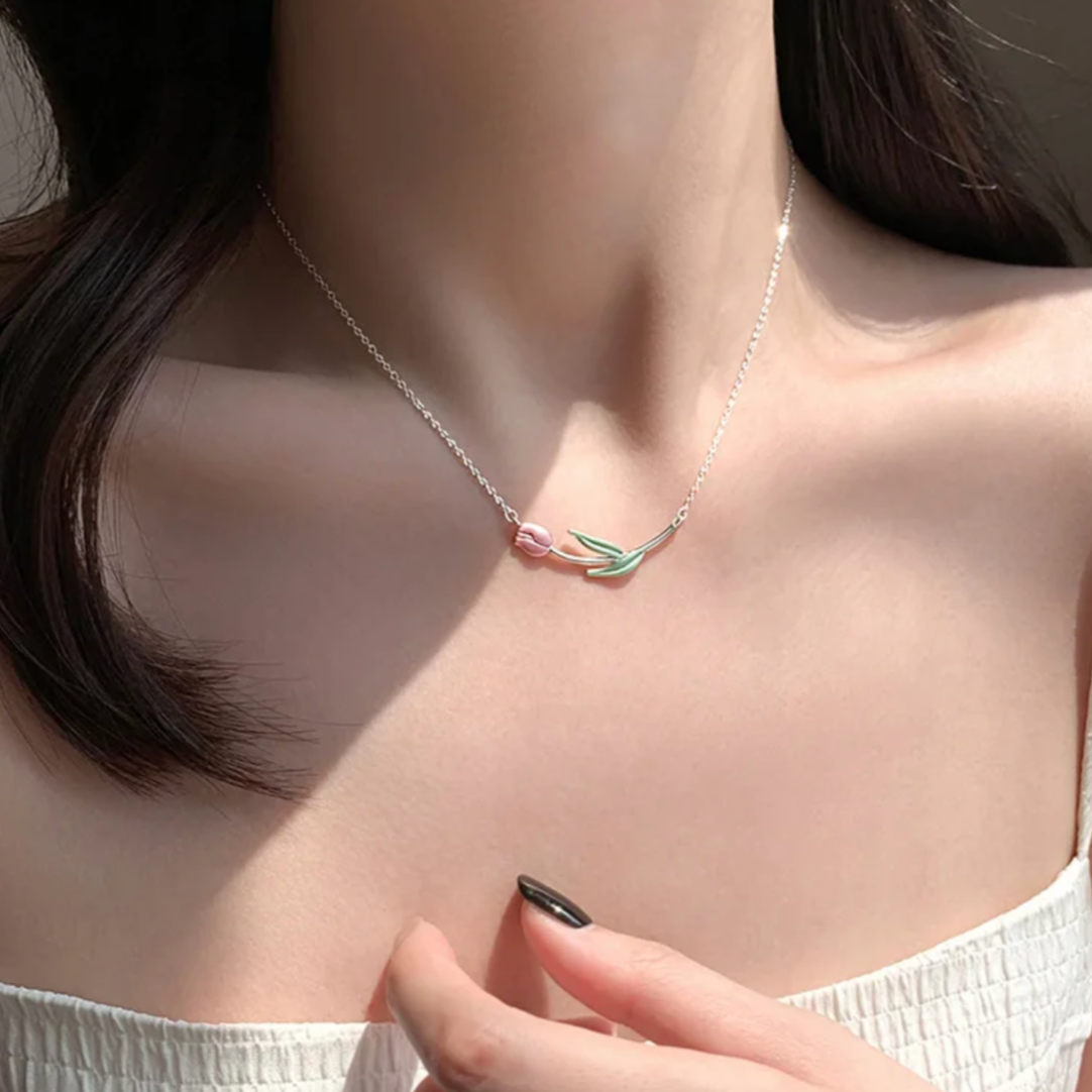 Tulip Pendant Necklaces