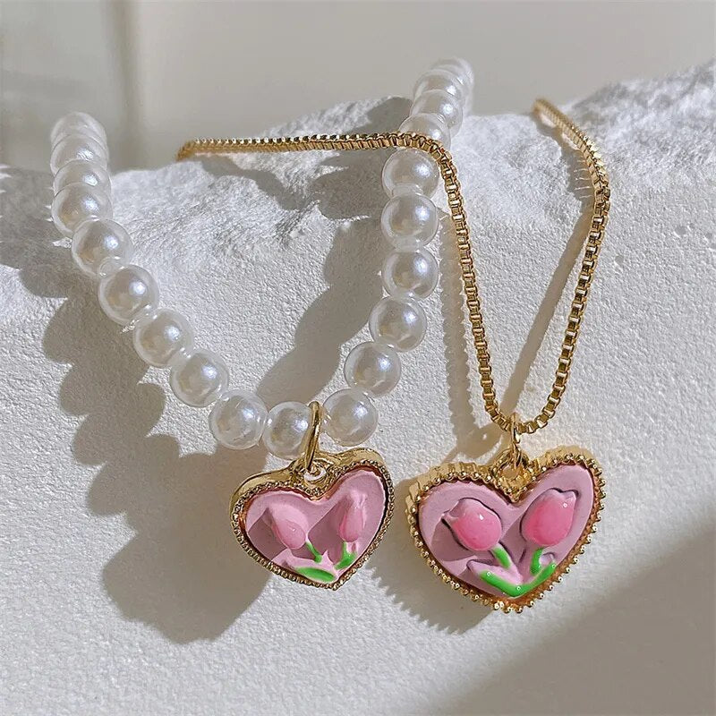 Pearl roses Necklaces