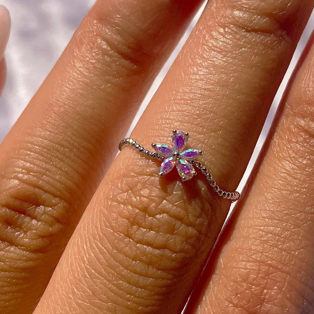 Gradient Flower Wave Ring