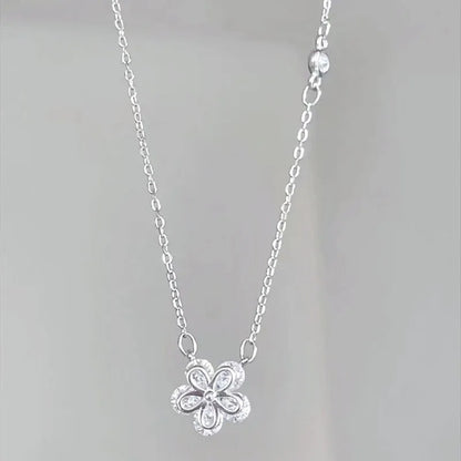 Mini Flower Necklace