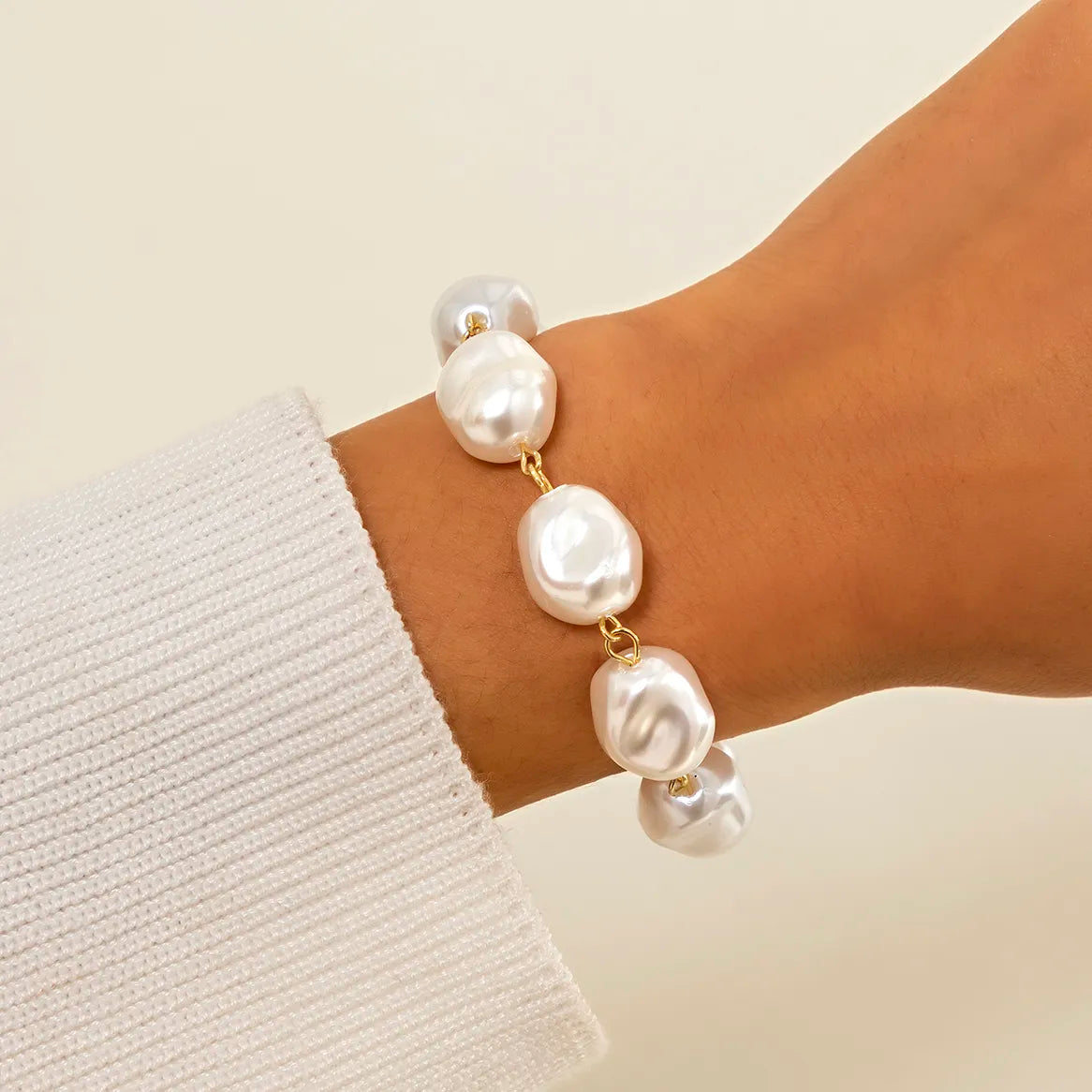 Unique Pearl Bracelet